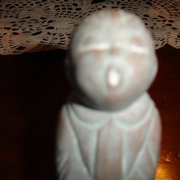 Isabel Bloom Angel - Angel Holding a Candle - Decorative Angel Signed - Picture 3 of 6